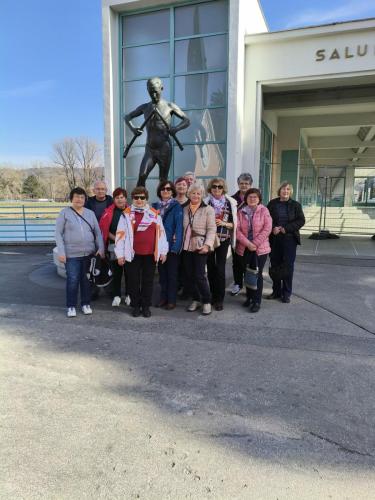 Messenger creation 76265C59-DD6D-46CF-92F3-2EB2B5B35A951