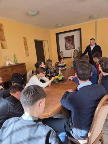 9176a4f2-ed02-4ffc-ae8c-abc90a768f39