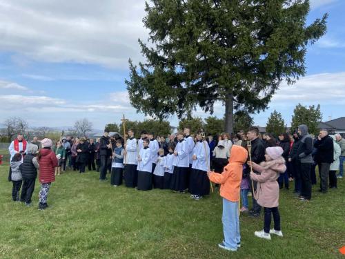 fa42d8c2-4777-4051-aeba-e2770ecbecd7